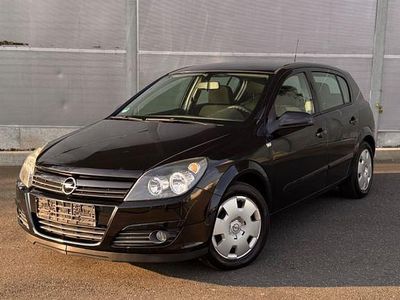Gebraucht Opel Astra 90 PS (66 kW) 2005 Schwarz Limousine
