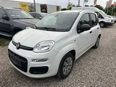 Usata Fiat Panda Pop 69 CV (50 kW) 2015 Bianco Utilitaria