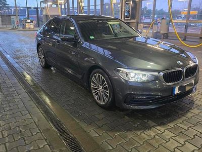 Gebraucht BMW 525 Sport Line 231 PS (169 kW) 2021 Grau Limousine