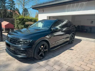Gebraucht VW Tiguan Allspace R-line 190 PS (139 kW) 2020 Schwarz SUV