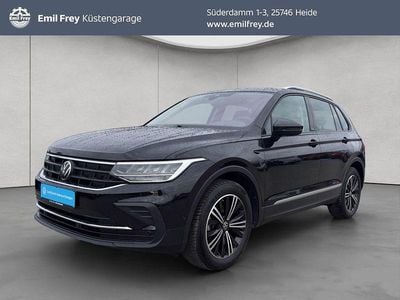 Gebraucht VW Tiguan Active 131 PS (96 kW) 2022 Schwarz SUV