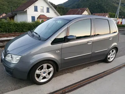Gebraucht Fiat Idea 95 PS (69 kW) 2006 Grau Van / Kleinbus