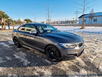 Mineralgrau metallic Gebraucht 2018 BMW M240 M Sport Coupé | 26.400 € (Guter Preis)