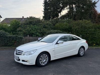 Second-hand Mercedes E250 Avantgarde 204 CP (150 kW) 2010 Alb Coupe