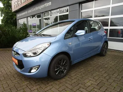 Gebraucht Hyundai ix20 Trend 125 PS (91 kW) 2013 Blau Kleinwagen
