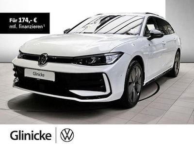 Weiß Gebraucht 2024 VW Passat R-line Kombi | 41.970 € (Etwas zu teuer)