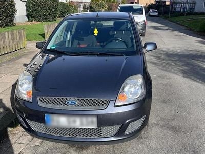 Usata Ford Fiesta 80 CV (58 kW) 2008 Grigio Utilitaria