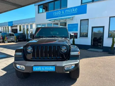 Gebraucht Jeep Wrangler Unlimited Sahara 272 PS (200 kW) 2022 Schwarz SUV
