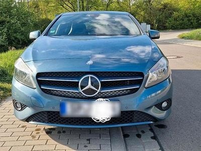 Second-hand Mercedes A180 122 CP (89 kW) 2013 Albastru Coupe