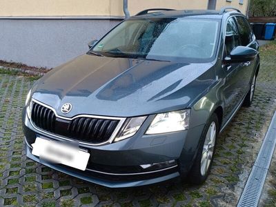 gebraucht Skoda Octavia Combi 2.0 TDI Style