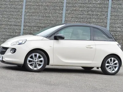 Używany Opel Adam Unlimited 69 KM (50 kW) 2017 Biały Hatchback