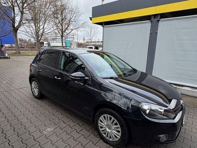 Gebraucht VW Golf VI Trendline 86 PS (63 kW) 2011 Schwarz Kleinwagen