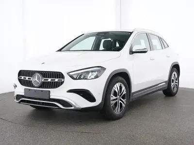Usata Mercedes GLA200 Progressive 163 CV (119 kW) 2025 Bianco SUV