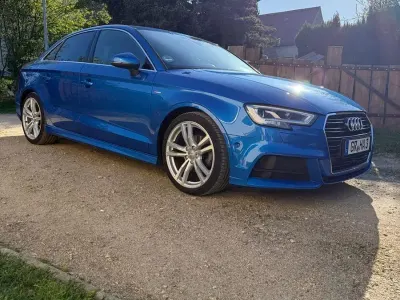 Usado Audi A3 S-Line 150 HP (110 kW) 2018 Azul Sedan
