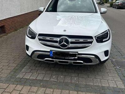 Gebraucht Mercedes GLC220 194 PS (142 kW) 2021 Weiß SUV