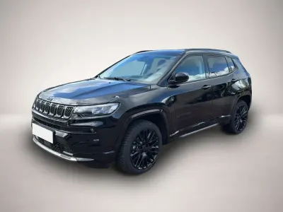 Gebraucht Jeep Compass 131 PS (96 kW) 2024 Schwarz SUV