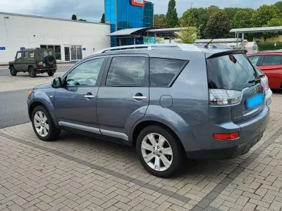 Gebraucht Mitsubishi Outlander Instyle 170 PS (125 kW) 2009 Grau SUV