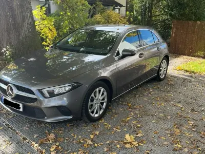 Gebraucht Mercedes A200 163 PS (119 kW) 2021 Grau Kleinwagen