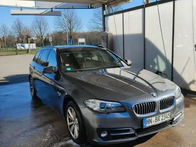 Gebraucht BMW 520 190 PS (139 kW) 2016 Grau Kombi