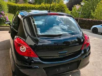 Gebraucht Opel Corsa 80 PS (58 kW) 2008 Schwarz Kleinwagen