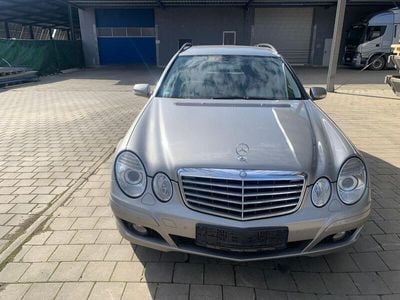Mercedes E320