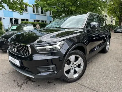 Używany Volvo XC40 Inscription 190 KM (139 kW) 2019 Czarny SUV