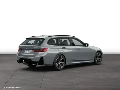 Second-hand BMW 330e Comfort Edition 292 CP (214 kW) 2025 Gri Break