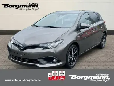 Gebraucht Toyota Auris Hybrid Team 99 PS (72 kW) 2019 Grau Limousine