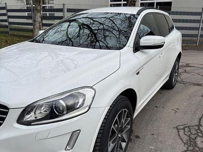Weiß Gebraucht 2014 Volvo XC60 Momentum SUV | 18.700 € (Fairer Preis)