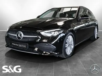 Gebraucht Mercedes C200 163 PS (119 kW) 2023 Unilack schwarz Kombi