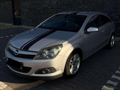 Opel Astra GTC