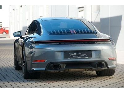 Gebraucht Porsche 992 394 PS (289 kW) 2025 1h vanadiumgrau (metallic) Coupé