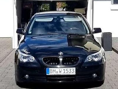 BMW 523