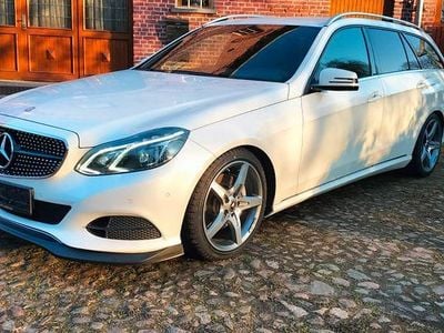 Gebraucht Mercedes E200 Avantgarde 136 PS (100 kW) 2013 Weiß Limousine