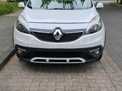 Gebraucht Renault Scénic III XMOD 116 PS (85 kW) 2013 Weiß Van / Kleinbus