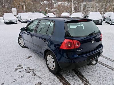 Gebraucht VW Golf IV Comfortline 116 PS (85 kW) 2005 Blau Limousine