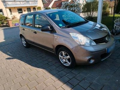 Begagnad Nissan Note Acenta 88 HK (64 kW) 2009 Beige Halvkombi