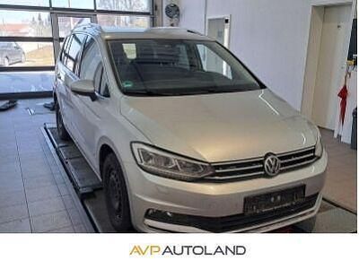 Gebraucht VW Touran Highline 179 PS (131 kW) 2018 Reflexsilber Van / Kleinbus