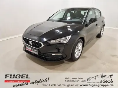 Używany Seat Leon Style 110 KM (80 kW) 2022 Czarny Sedan/Limuzyna