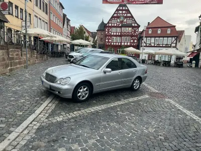 Gebraucht Mercedes C200 163 PS (119 kW) 2002 Silber Limousine