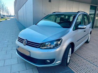 gebraucht VW Touran 1.6 TDI Bluemotion