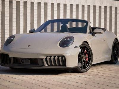 Nouă Porsche 911 Carrera GTS 541 CP (397 kW) 2026 Kreide Cabrio