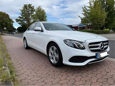 Mercedes E200