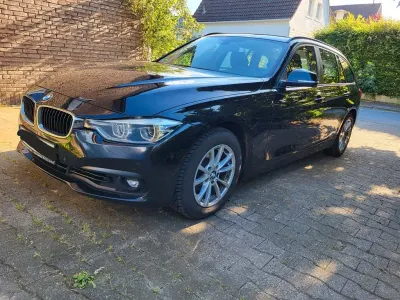 Gebraucht BMW 320 Advantage 184 PS (135 kW) 2018 Schwarz Kombi