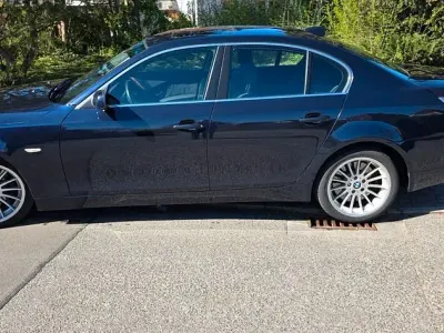 Gebraucht BMW 540 306 PS (225 kW) 2006 Blau Limousine