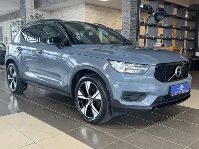 Gebraucht Volvo XC40 R-Design 211 PS (155 kW) 2022 Grau SUV