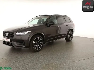 Gebraucht Volvo XC90 Ultimate 235 PS (172 kW) 2023 Platinum grey SUV
