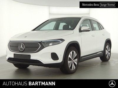 Polarweiß Gebraucht 2023 Mercedes EQA250 Progressive SUV | 31.500 € (Fairer Preis)
