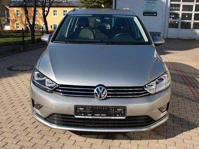Usata VW Golf Sportsvan Comfortline 125 CV (91 kW) 2017 Argento Monovolume