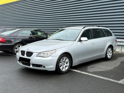 BMW 525